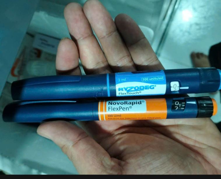 Bút tiêm Novorapid FlexPen 100U/ml Novo Nordisk kiểm soát đường huyết (5 cây x 3ml)